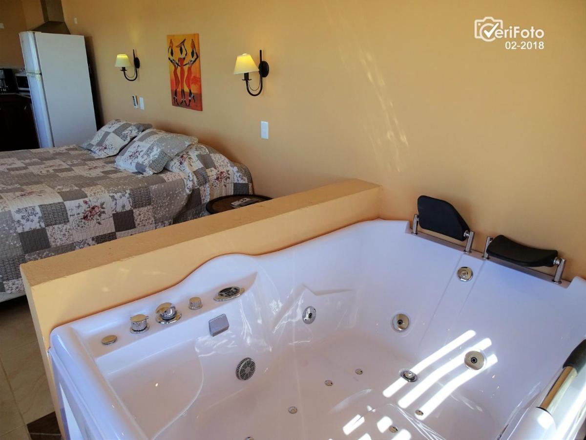 Hotel Aquarella Пунта Дел Диабло Екстериор снимка